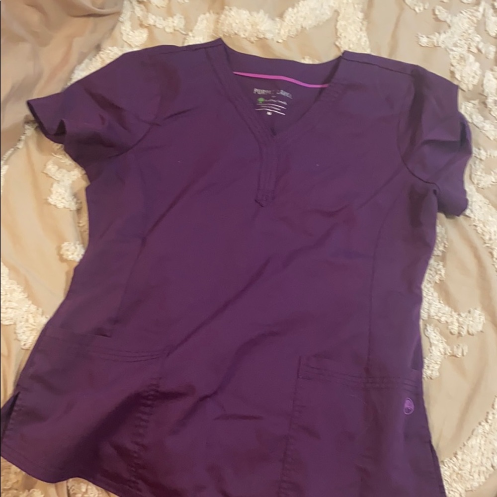 Scrub top